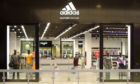 adidas outlet omr photos